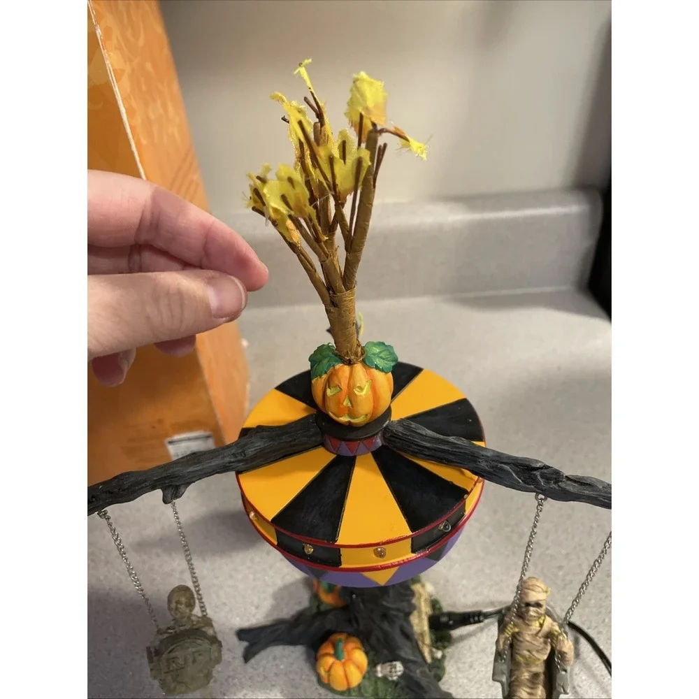 Department 56 Halloween Swinging Ghoulies Village Accessory Retired